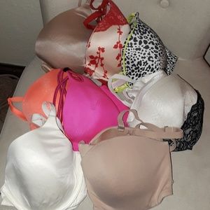 Victoria's Secret bra lot